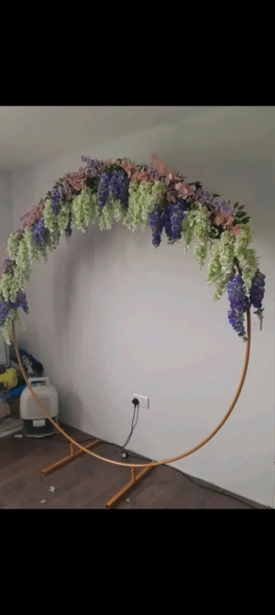 Wedding arch