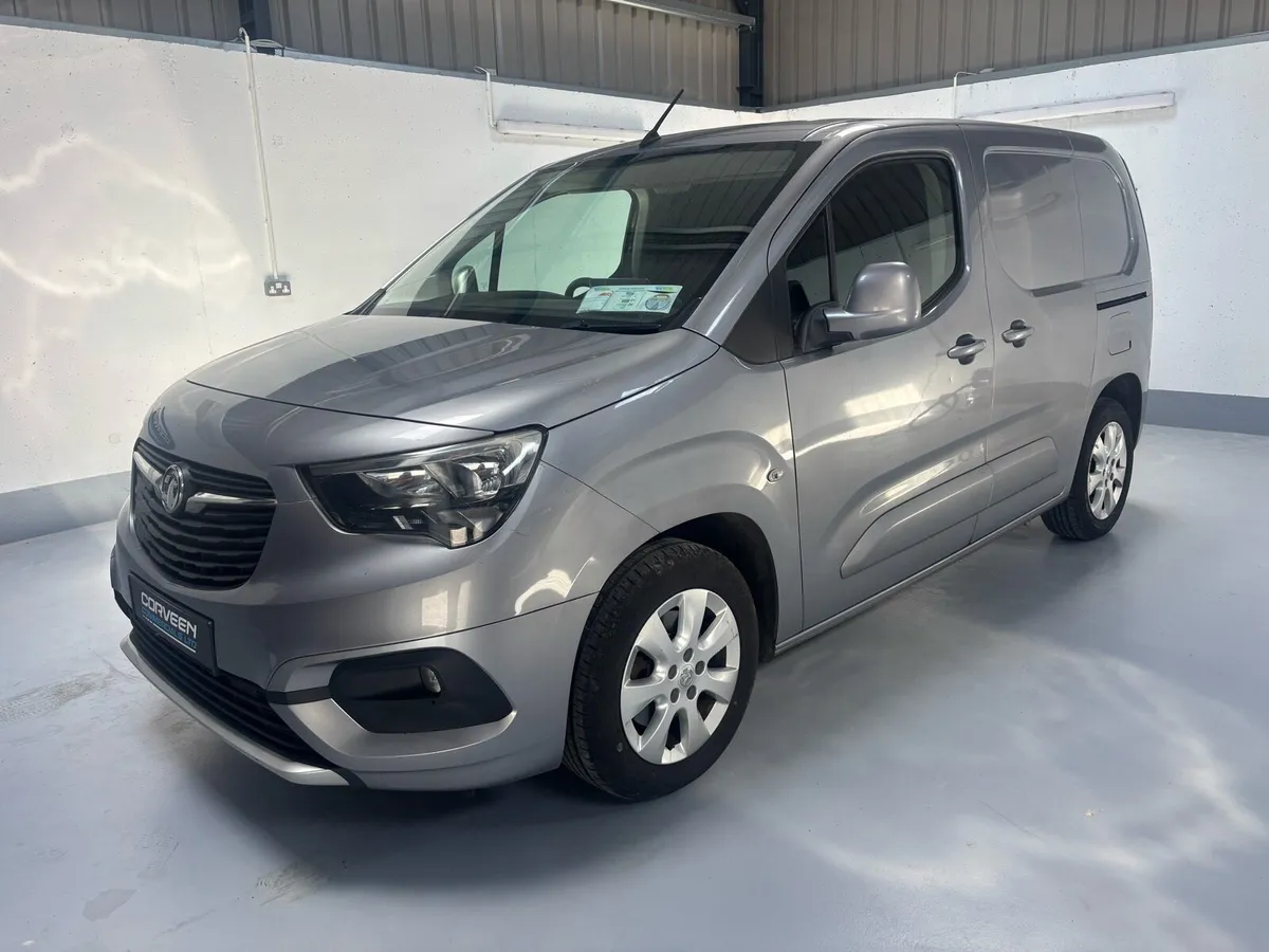 2019 Vauxhall Combo 100bhp Sportive - Image 4