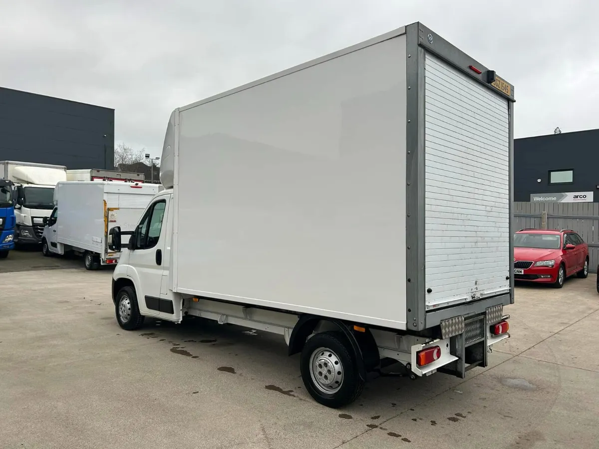 August 2020 Citroen Relay Luton - Image 4