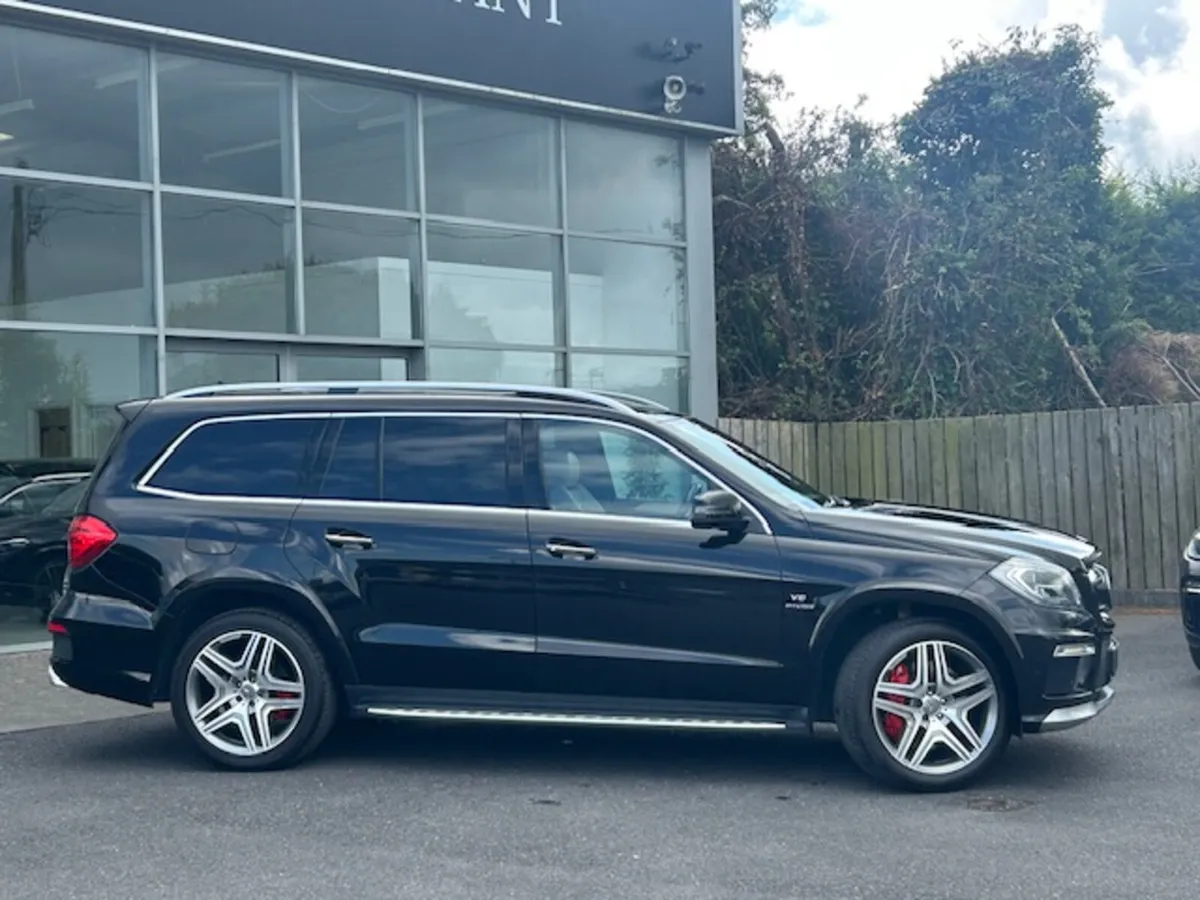 Mercedes-Benz GL63 V8 AMG 5-Seat Business - Image 4