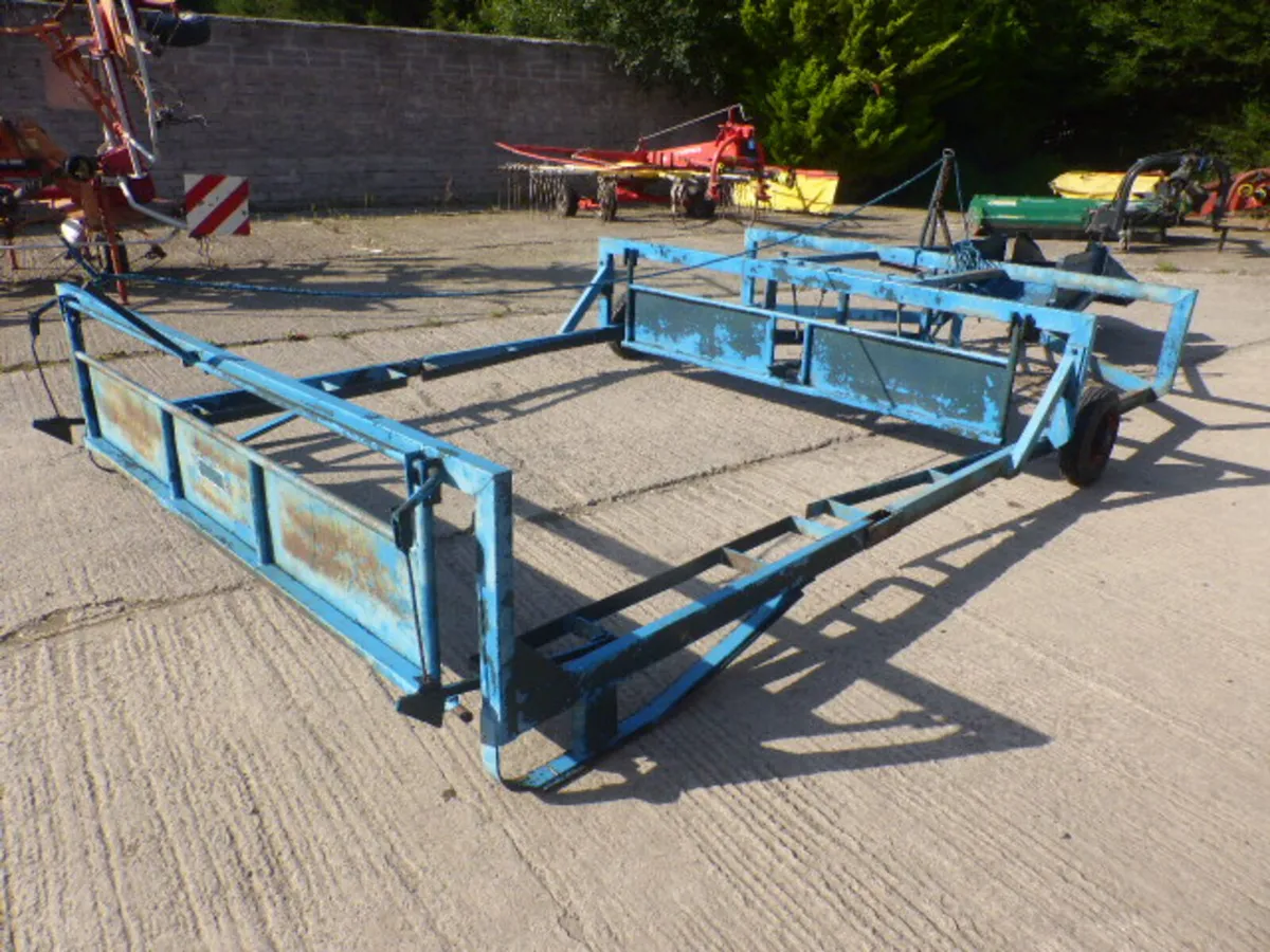 Cook Flat 8 Bale Sledge - Image 1