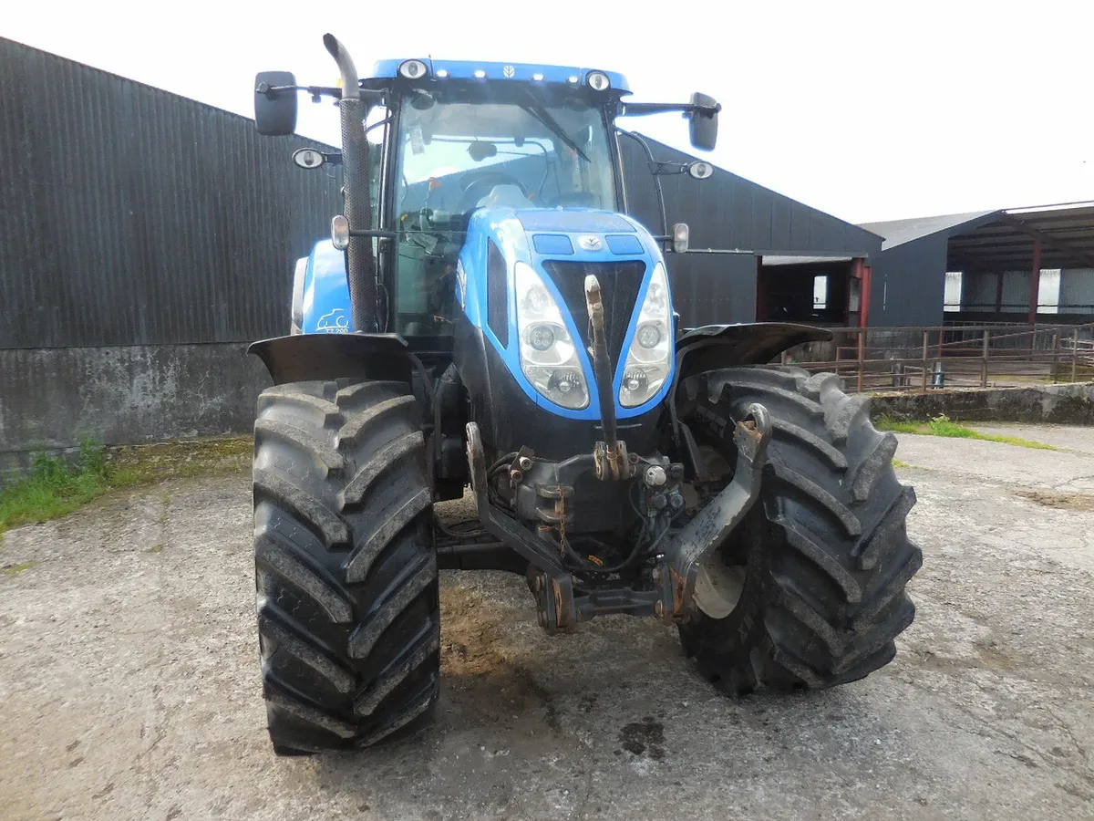 2015 NEWHOLLAND T7.200 - Image 2