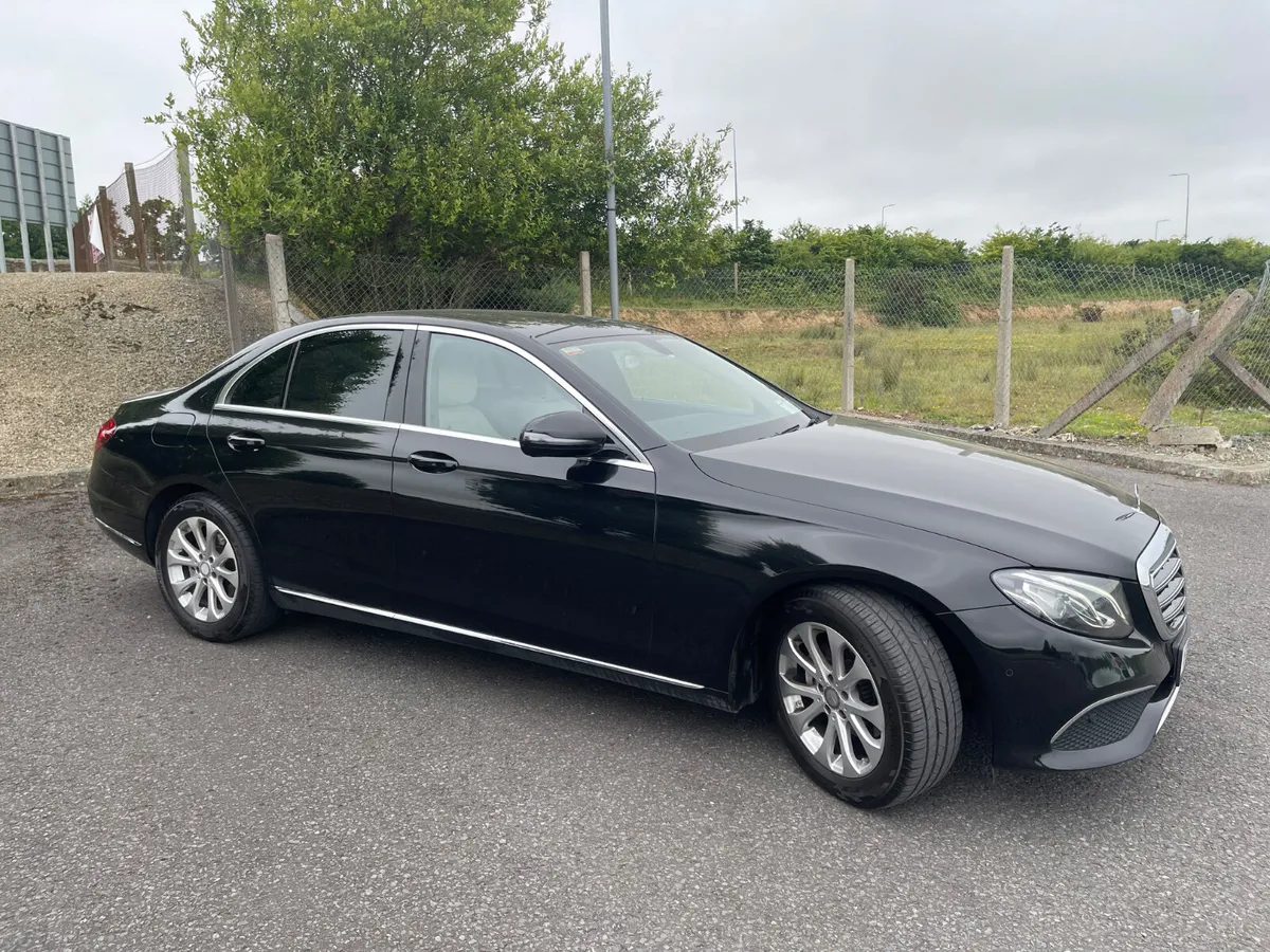 Mercedes-Benz E-Class 2016 - Image 4