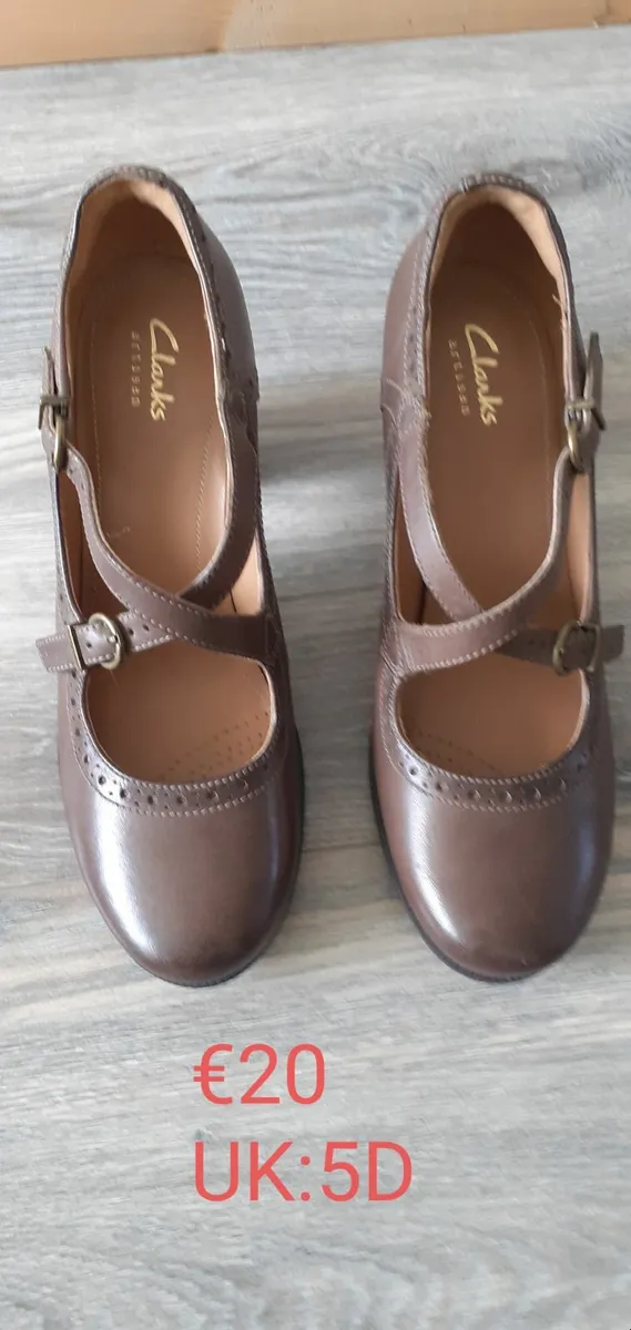 Womens shoes - Image 1
