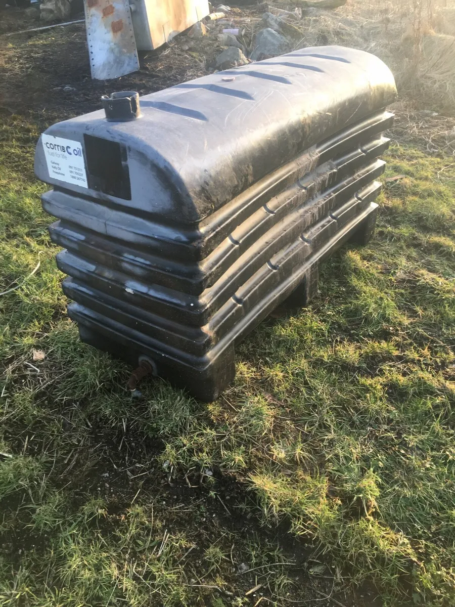 Oil tanks - Image 2