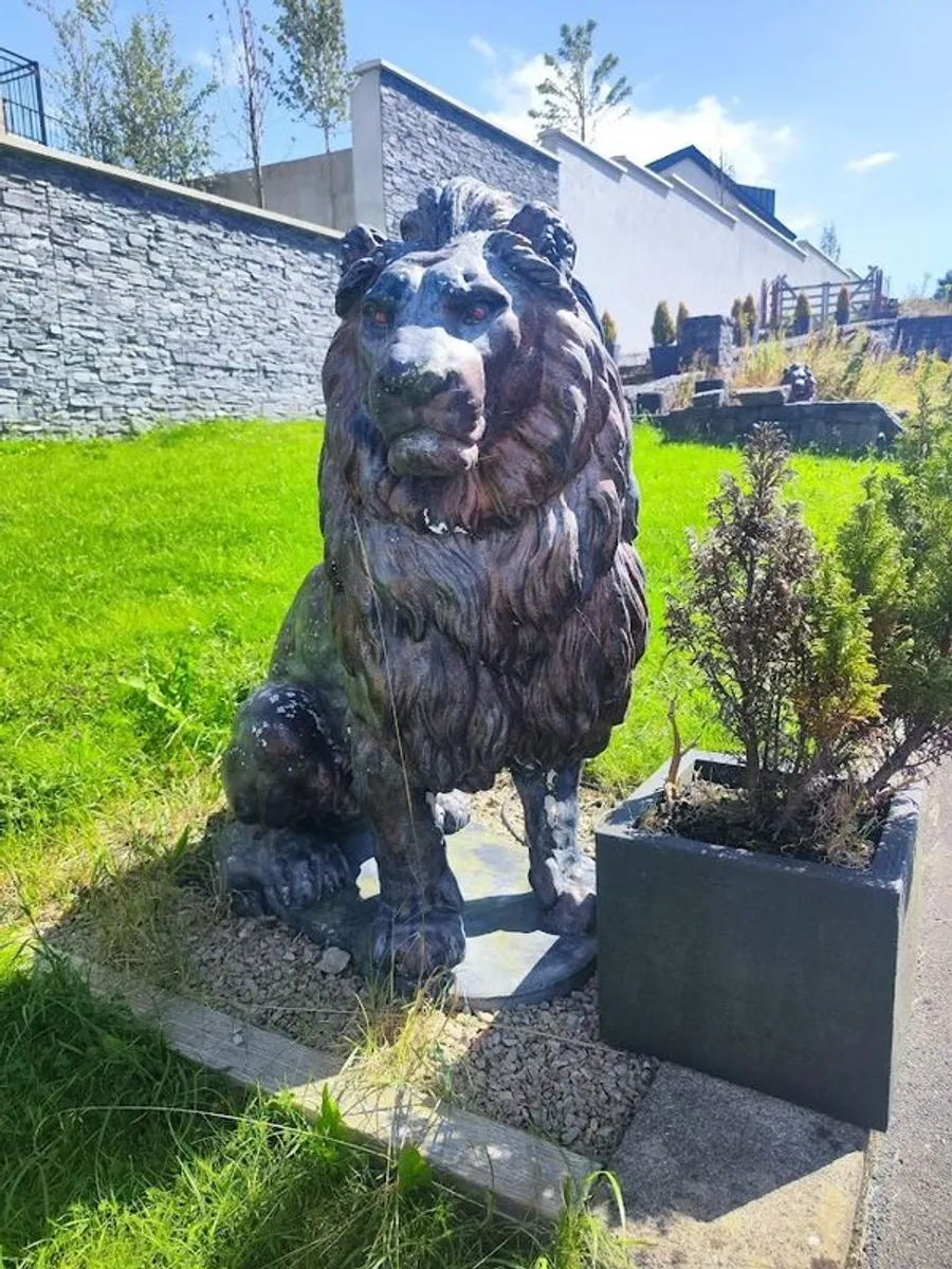 Large Stone Sitting Lions Pair - Image 1