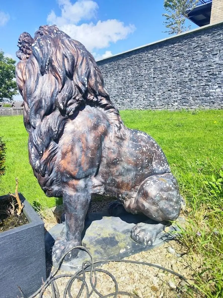 Large Stone Sitting Lions Pair - Image 2