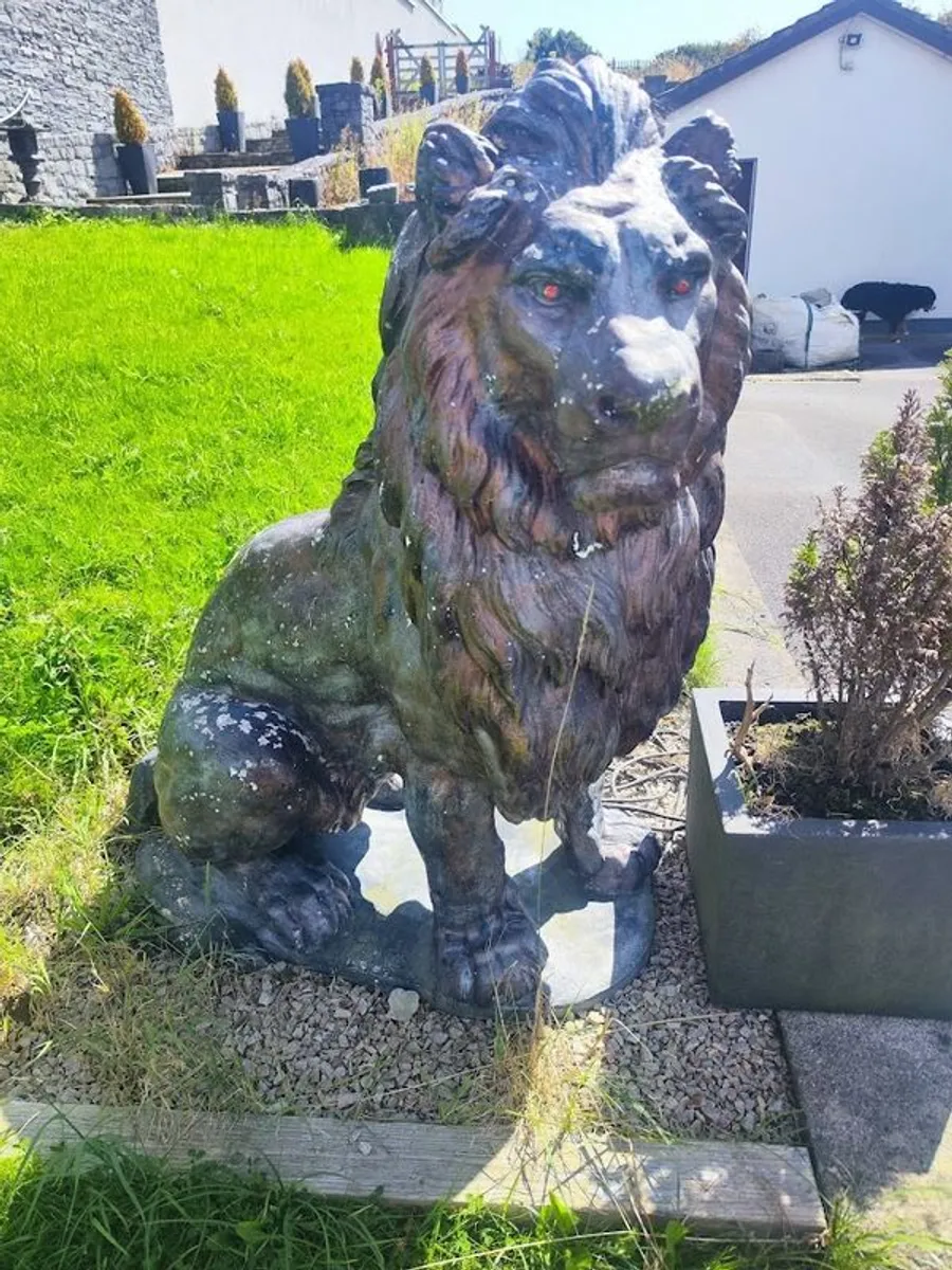 Large Stone Sitting Lions Pair - Image 3