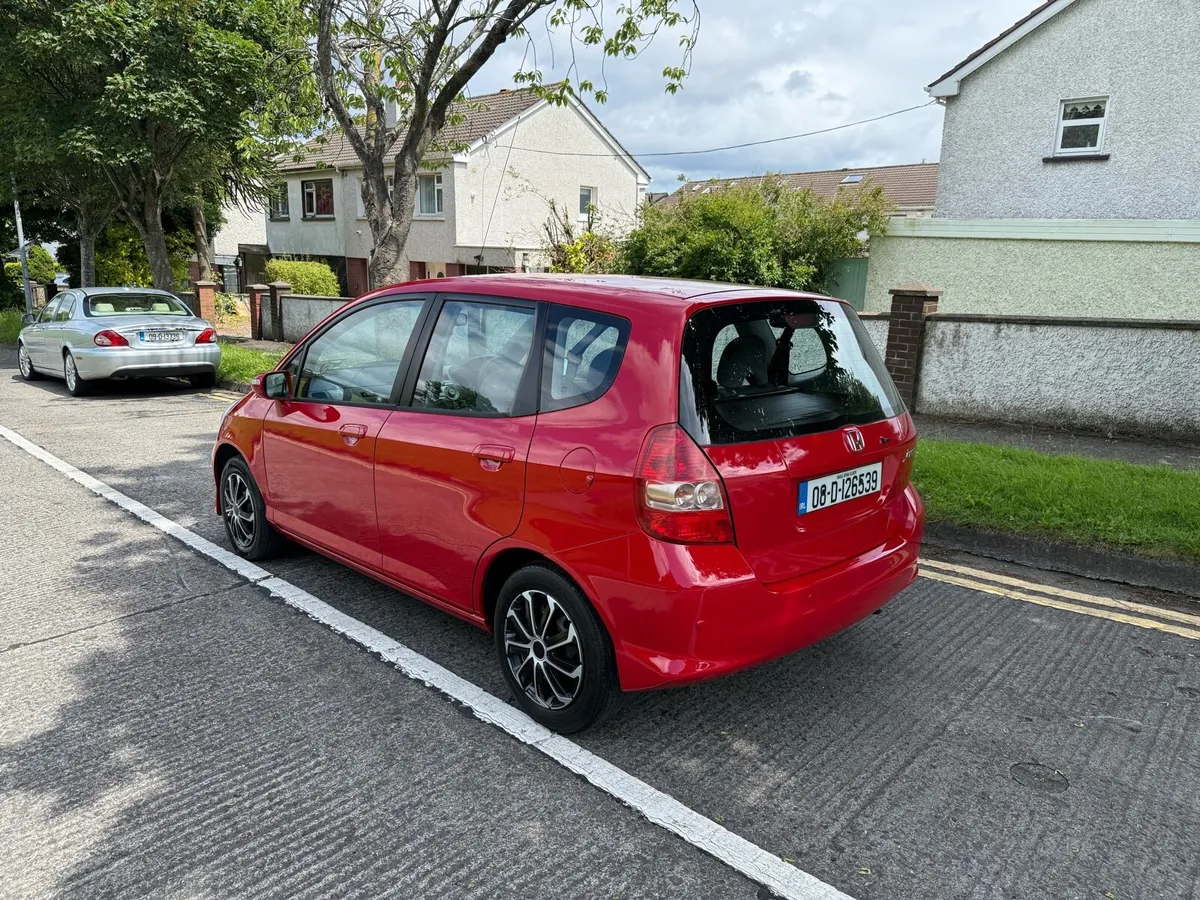 Automatic 2008 Honda Jazz 1.3 Petrol sport new NCT - Image 3