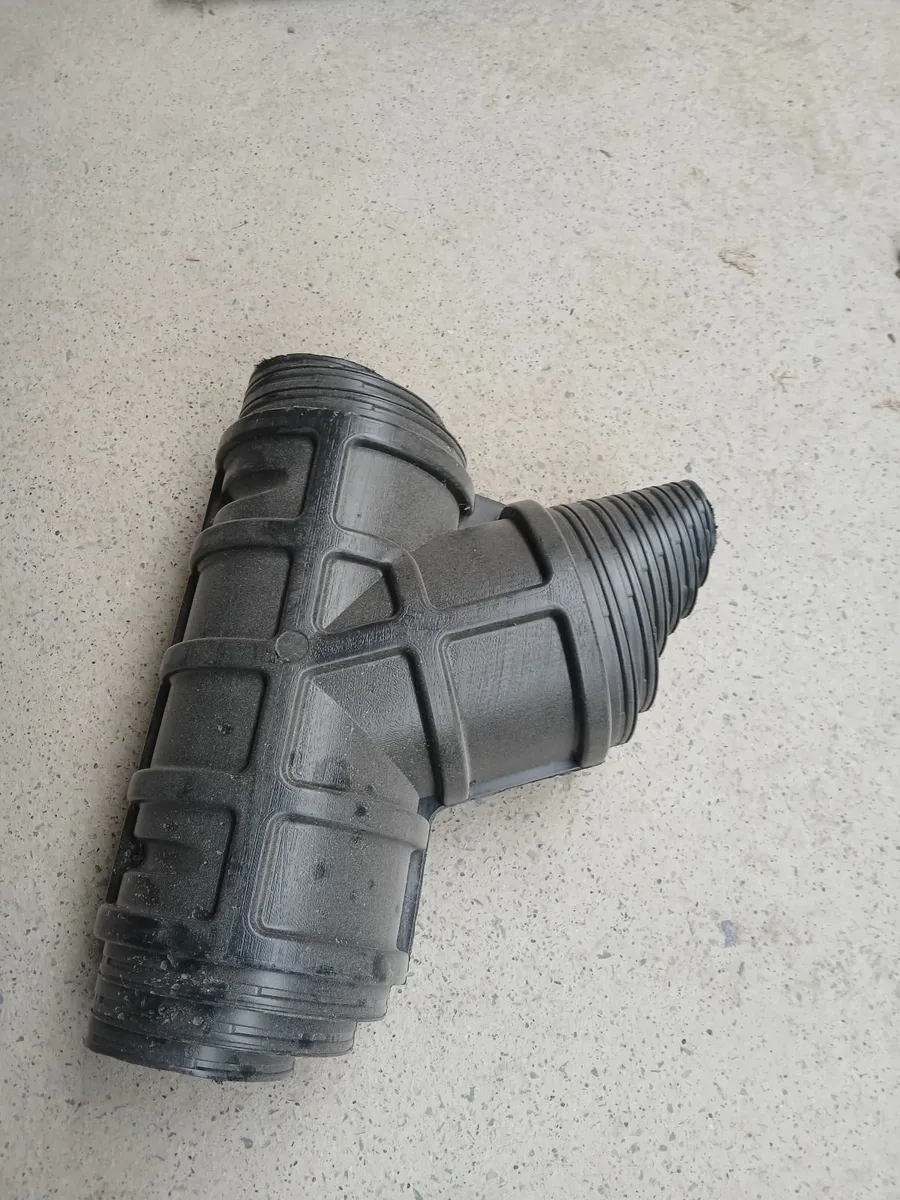 Drainage connectors - Image 1