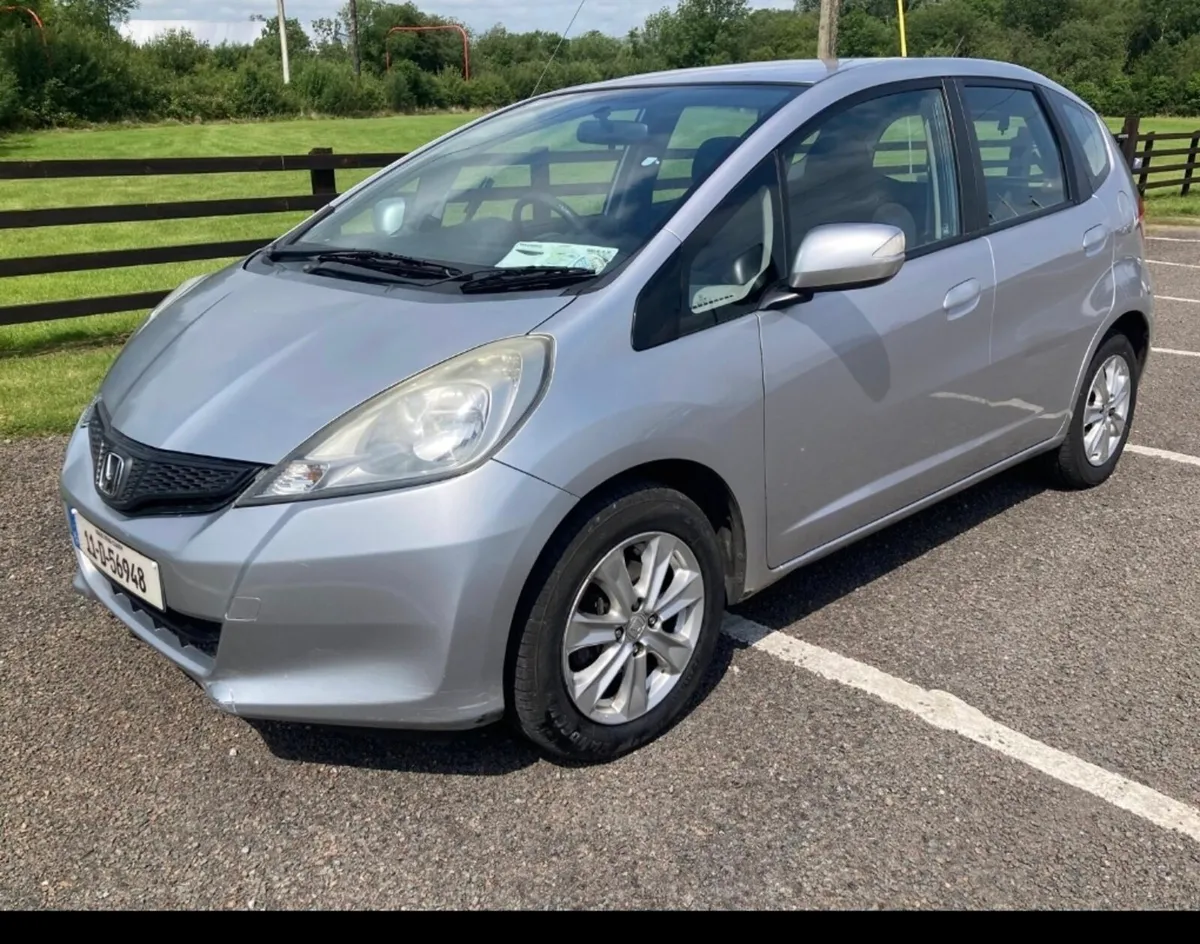 2011 HONDA JAZZ 1.3 VTEC NCT+TAX+LOW MILAGE - Image 2