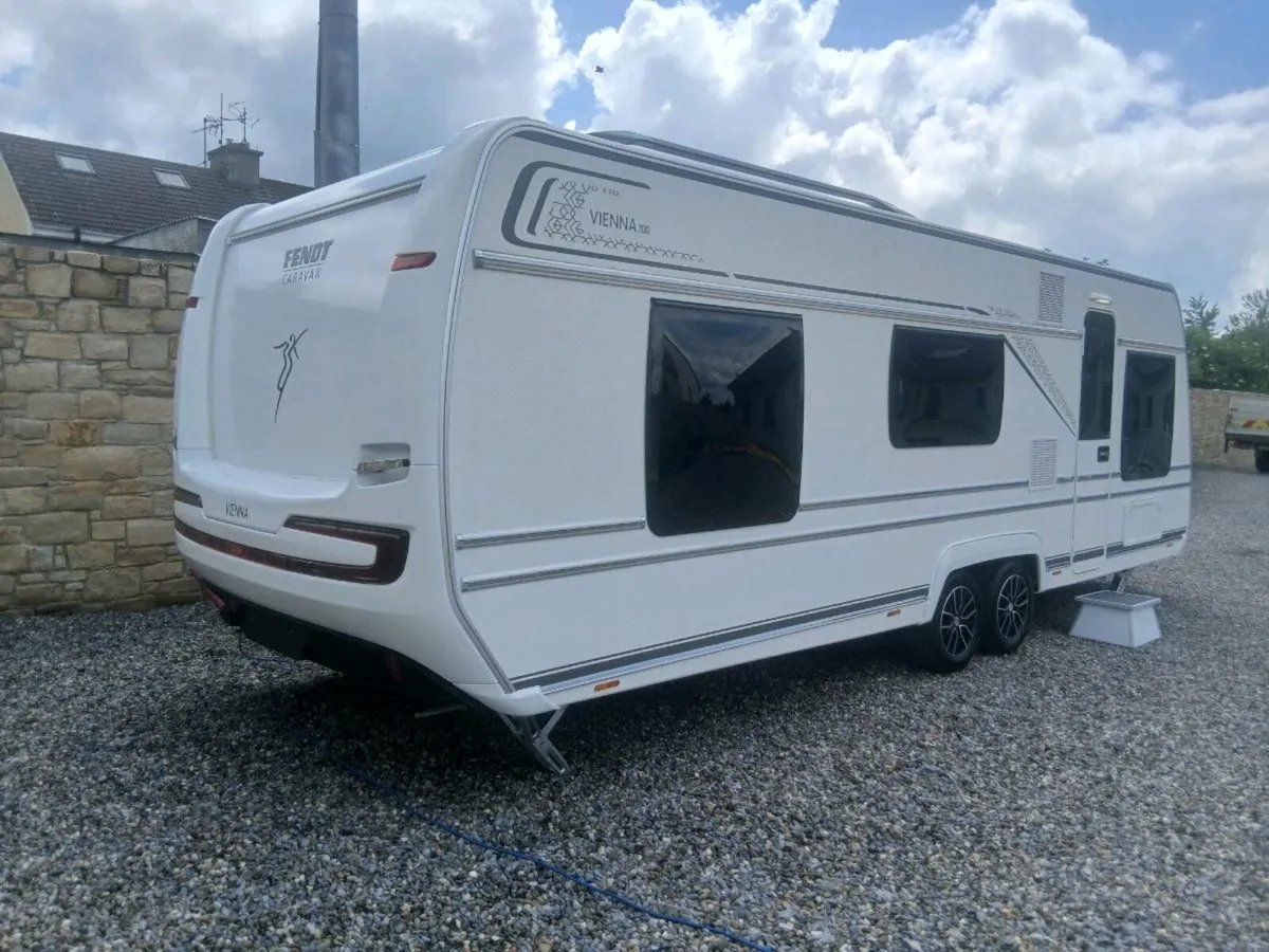 2025 fenth vienna 700 brand new - Image 2