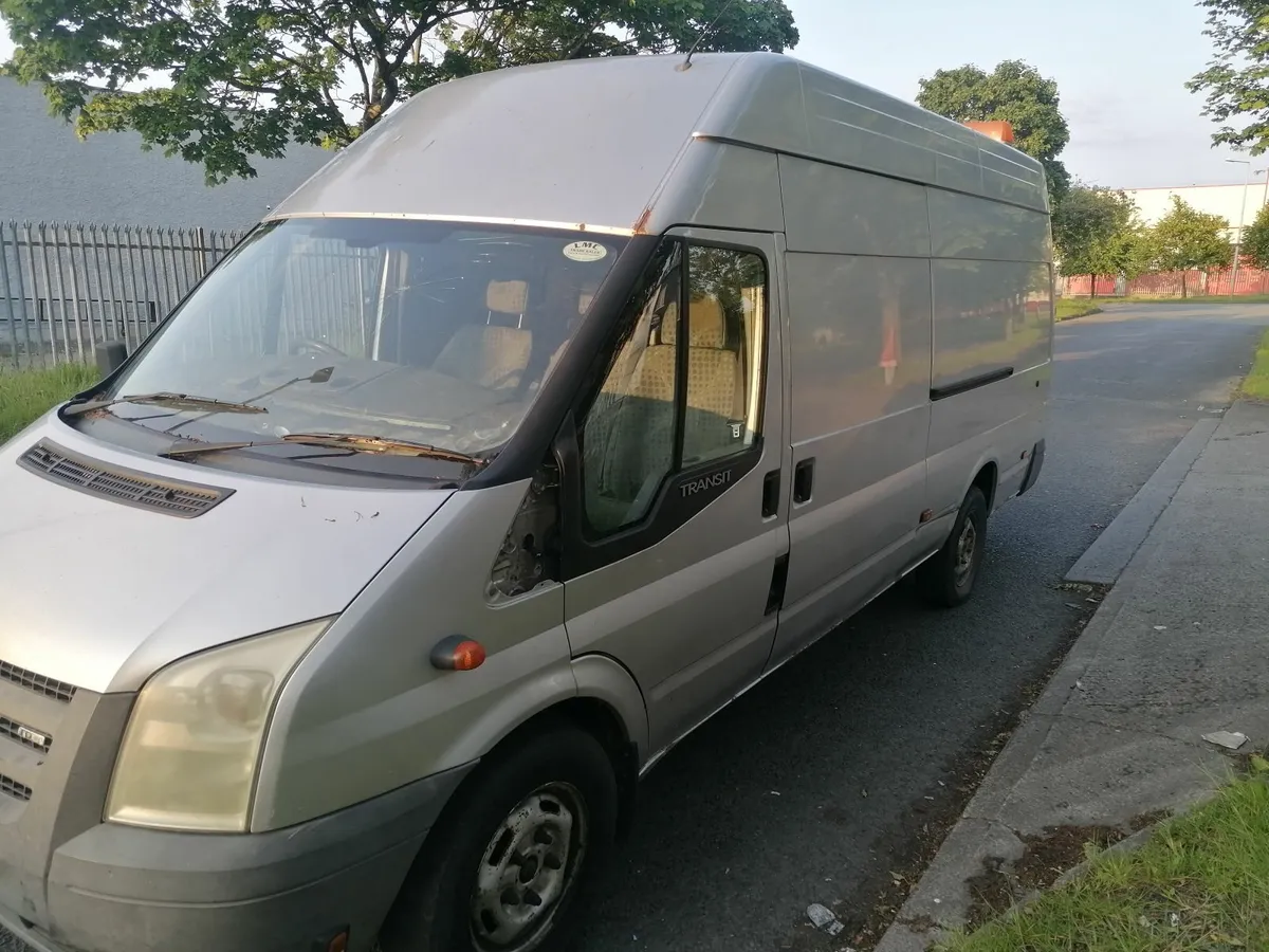 Van - Image 1