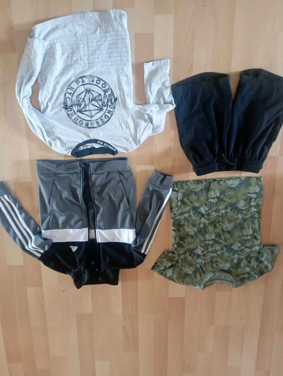 Boys clothes bundle 6-7 - Image 1
