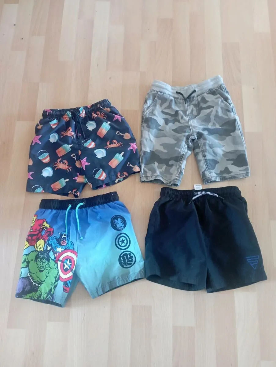 Boys clothes bundle 6-7 - Image 4