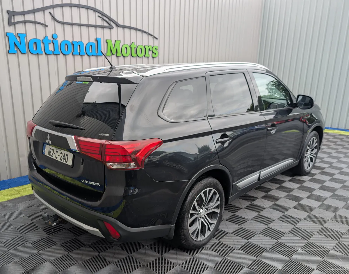 2016 Mitsubishi Outlander 2.2 Diesel 7 Seater 4WD - Image 3