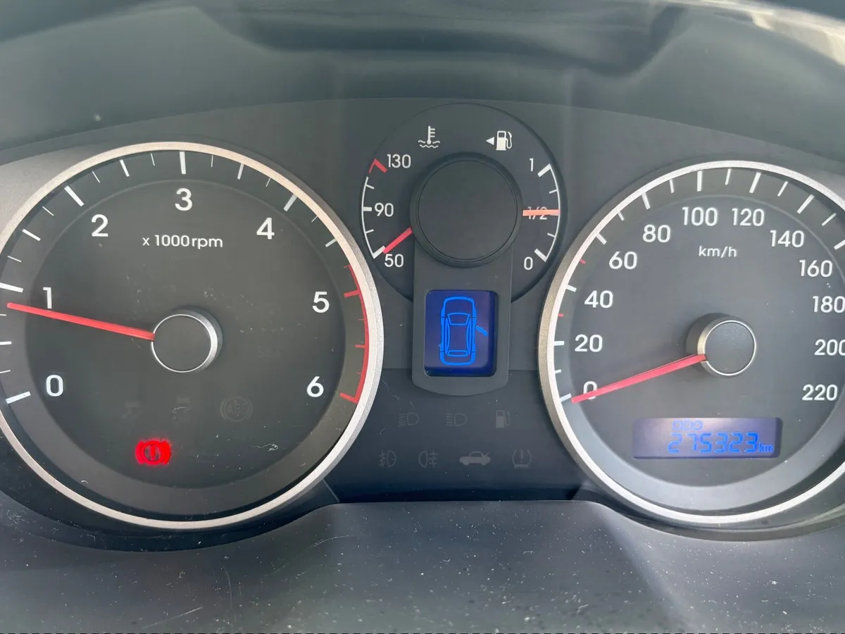 Hyundai i20 2013 - Image 2