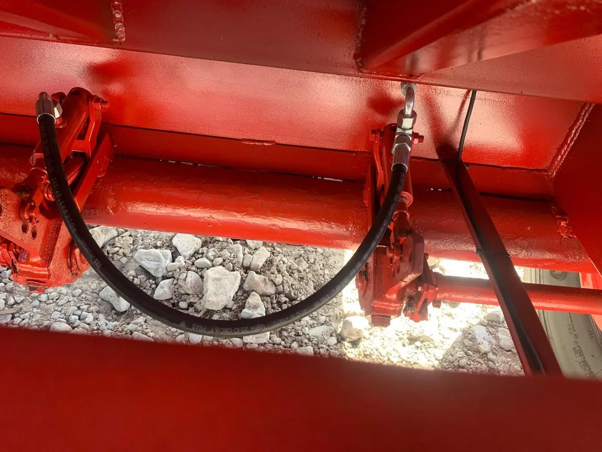 CHIEF 8T DUMP TRAILER - Image 4