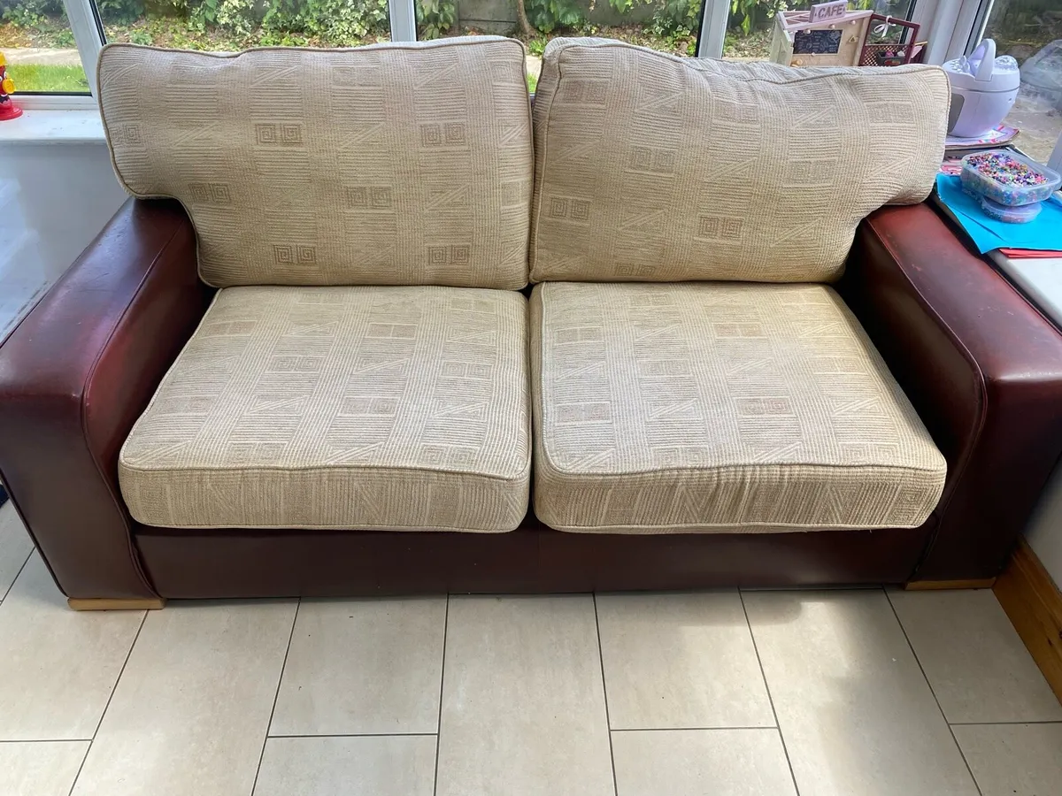 2-seater couch