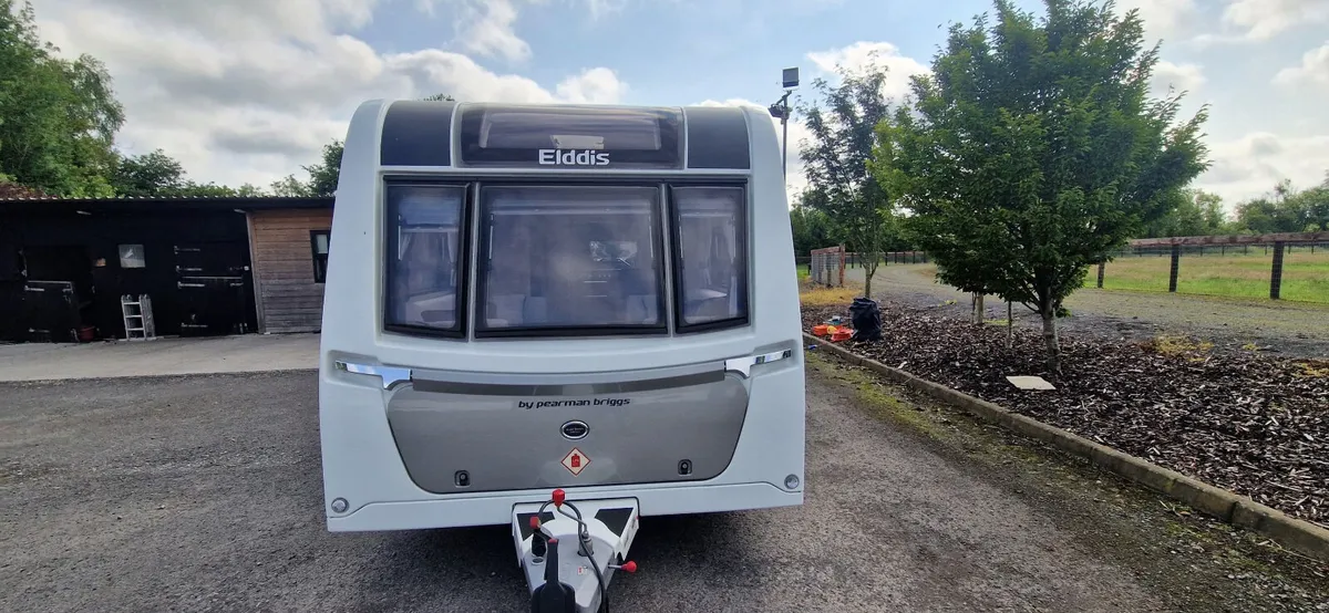Elddis Magnum GT 462 Caravan - Image 1