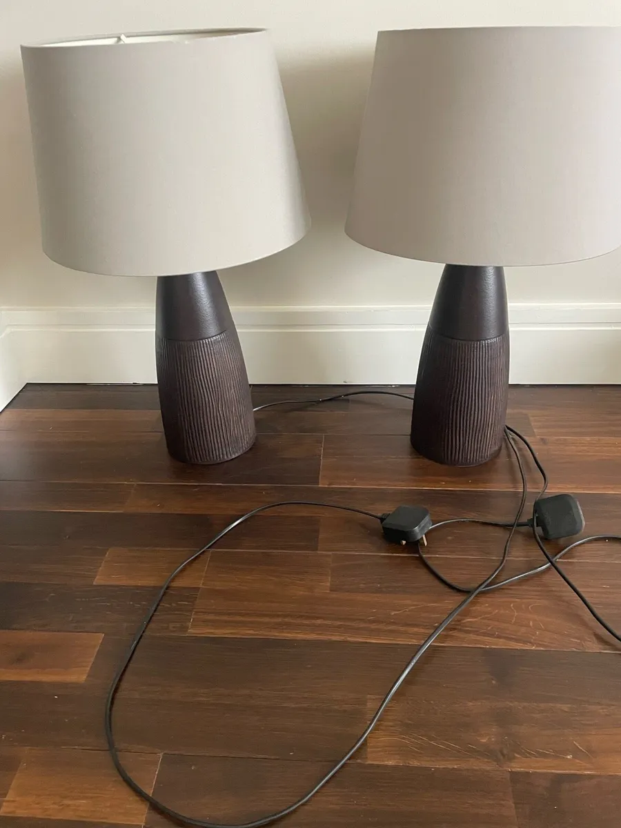 2 x matching lamps - Image 3