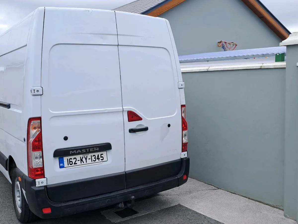 2016 Renault Master NEW TEST - Image 4