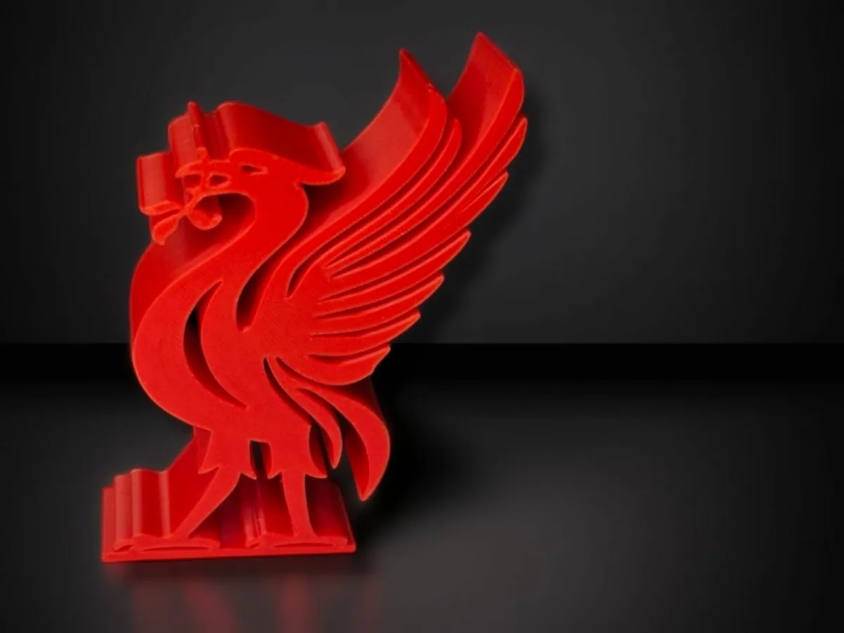 Bespoke Liverpool FC Crest  in Collectibles - Image 2