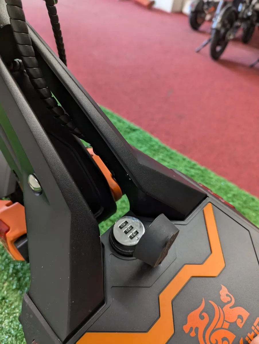 Electric Scooter - Kukirin G3 Pro - Image 3