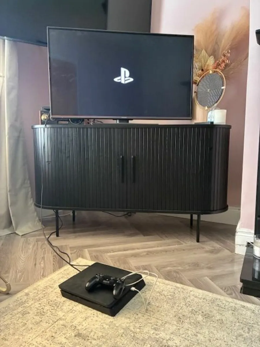 PS4 Slim 500gb - Image 4