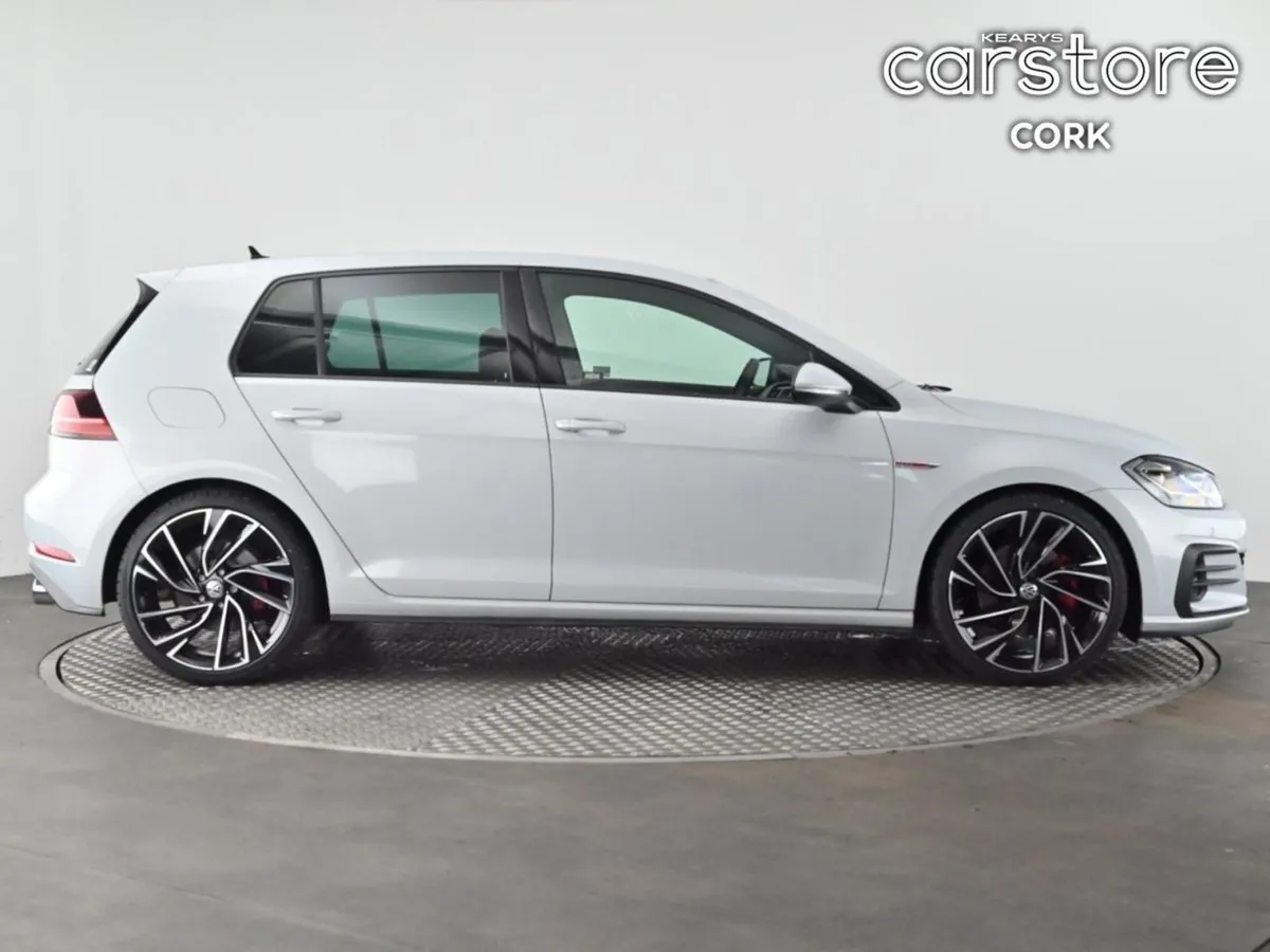 Volkswagen Golf 2.0 GTI Auto - Image 3