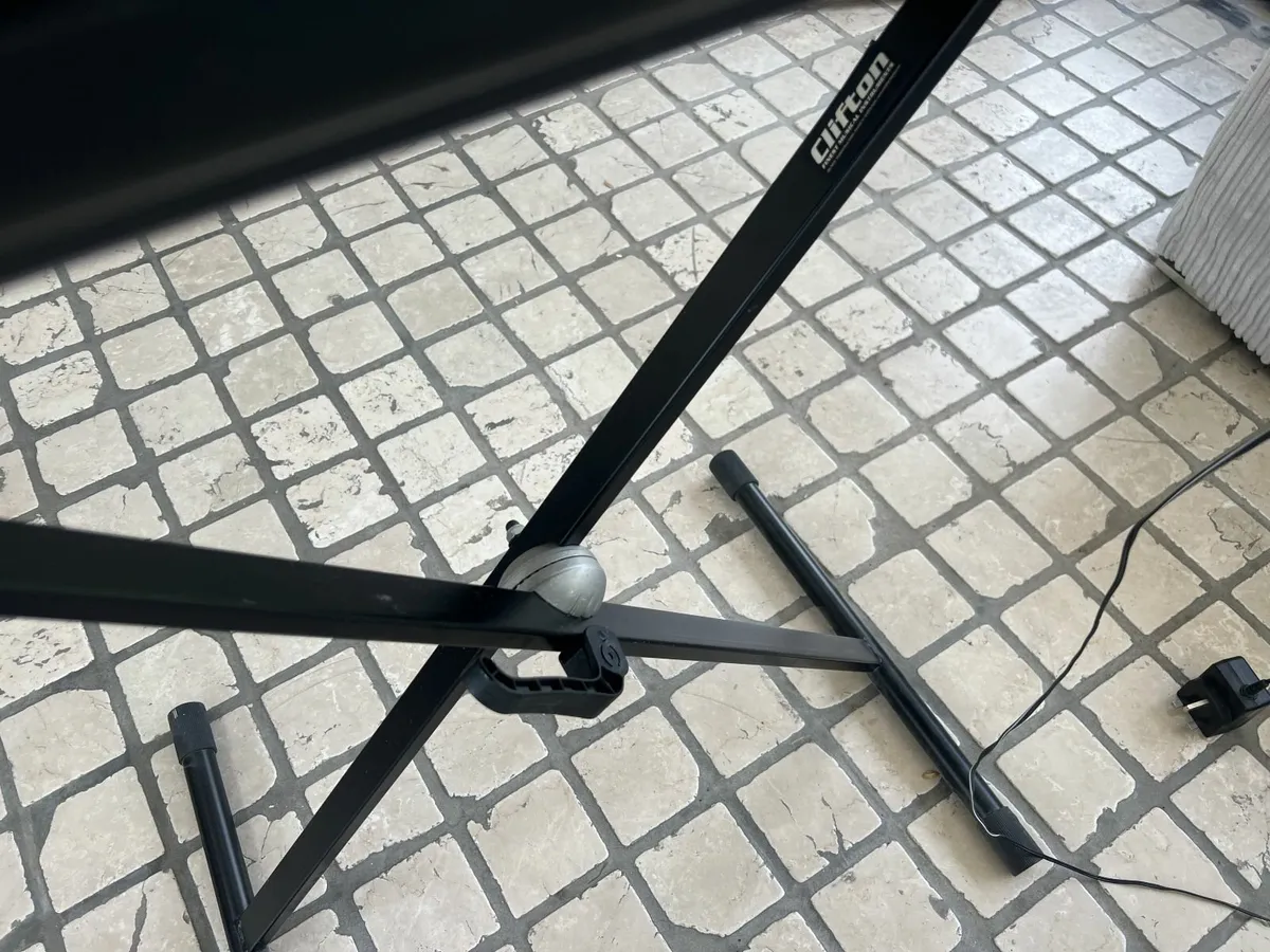 Yamaha Keyboard & Stand - Image 2