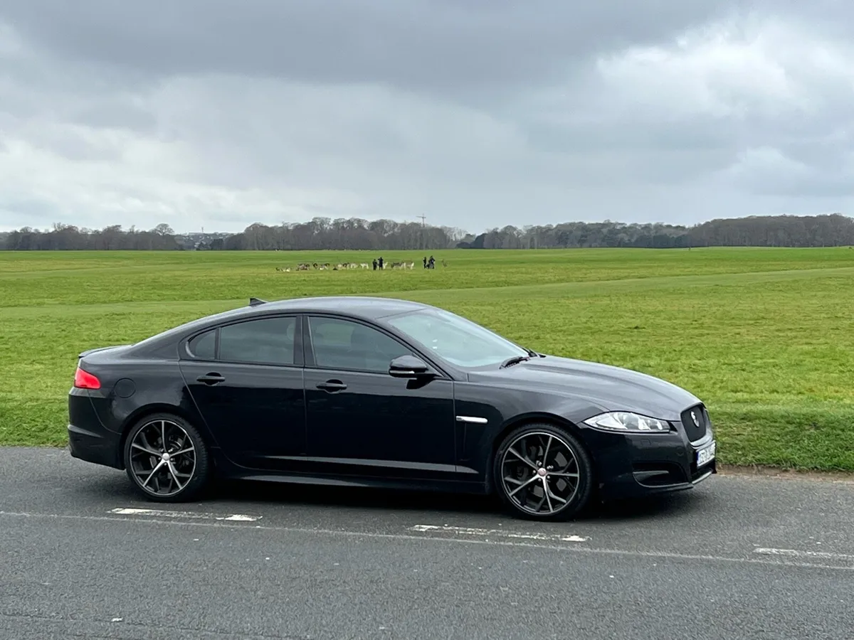 Jaguar XF Portfolio S - Image 1