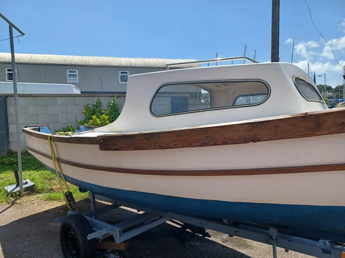 17 ft boat fiberglass - Image 2