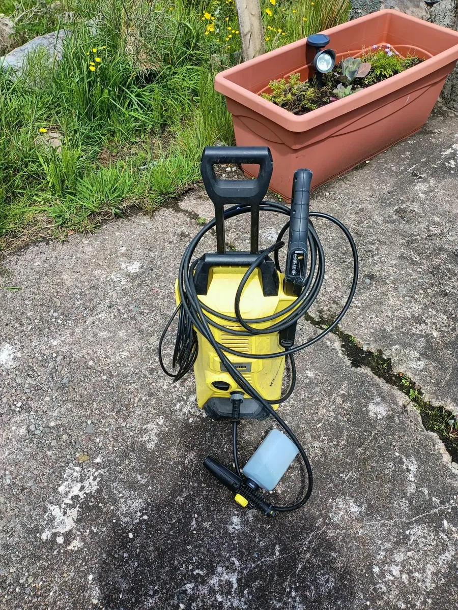Karcher pressure washer - Image 1