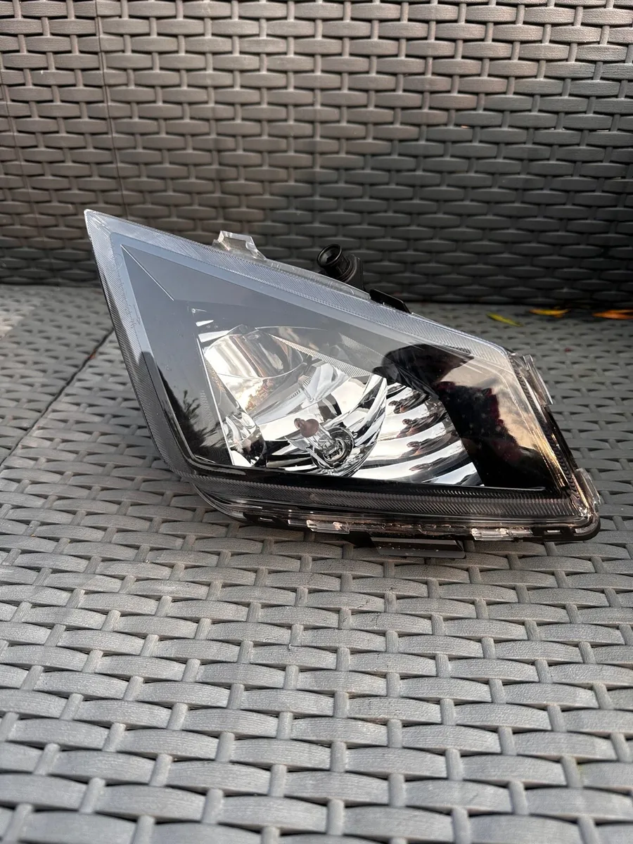 Headlight for seat - Image 3