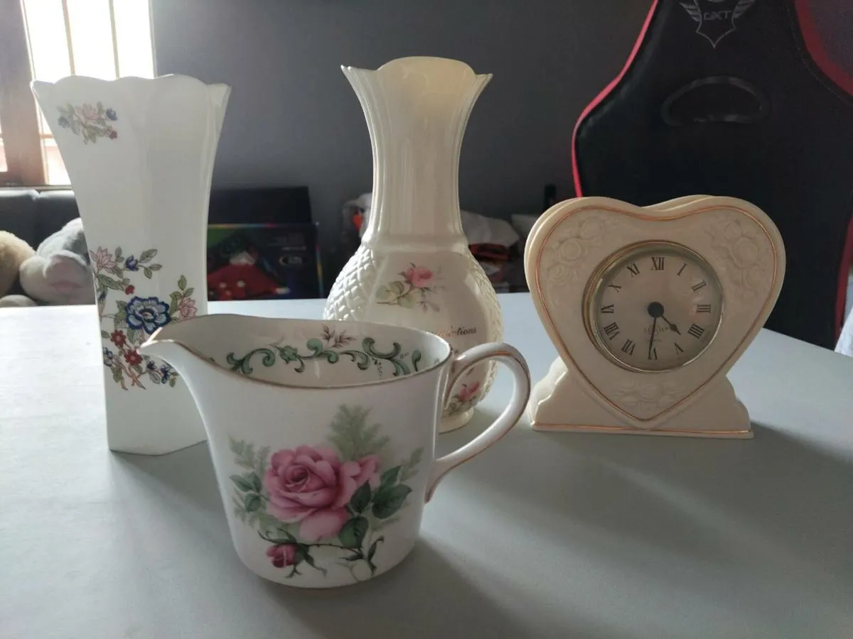 4 x vintage ornaments for sale - Image 1