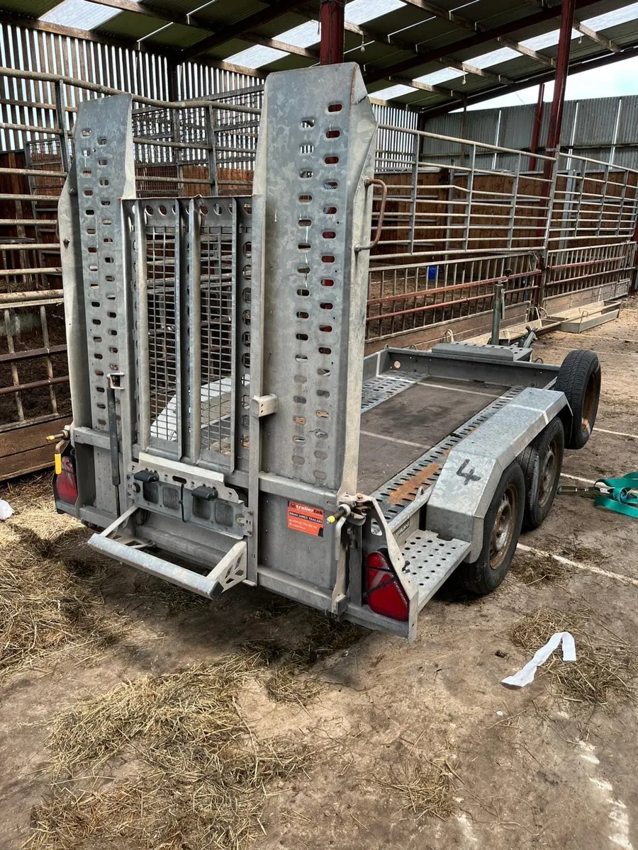 Plant Trailer - Image 1