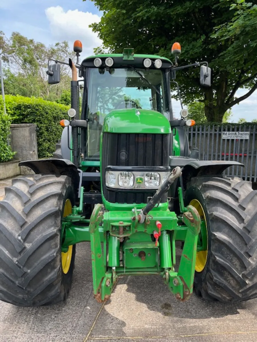 2010 John Deere 7530  A/Powr c/w F/links & PTO - Image 2
