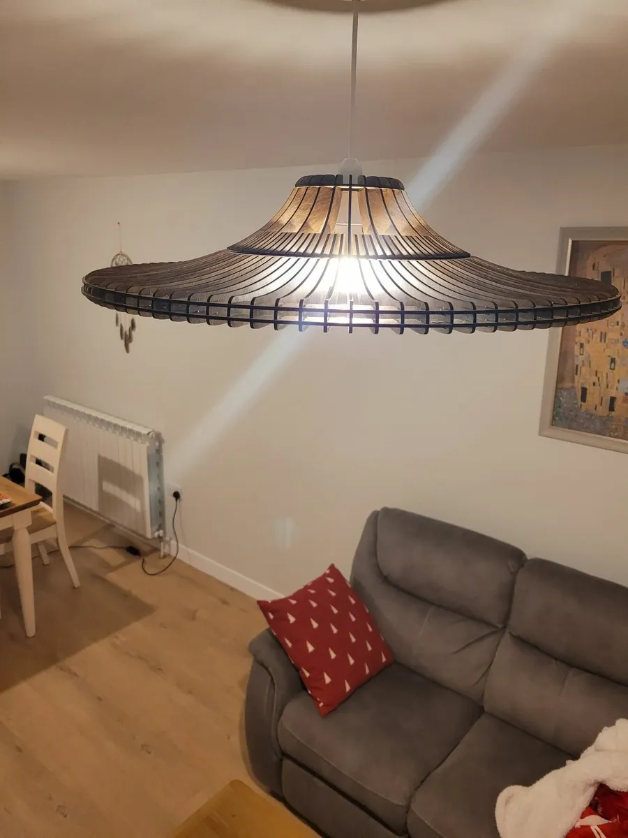 Large wooden lampshade - Image 1