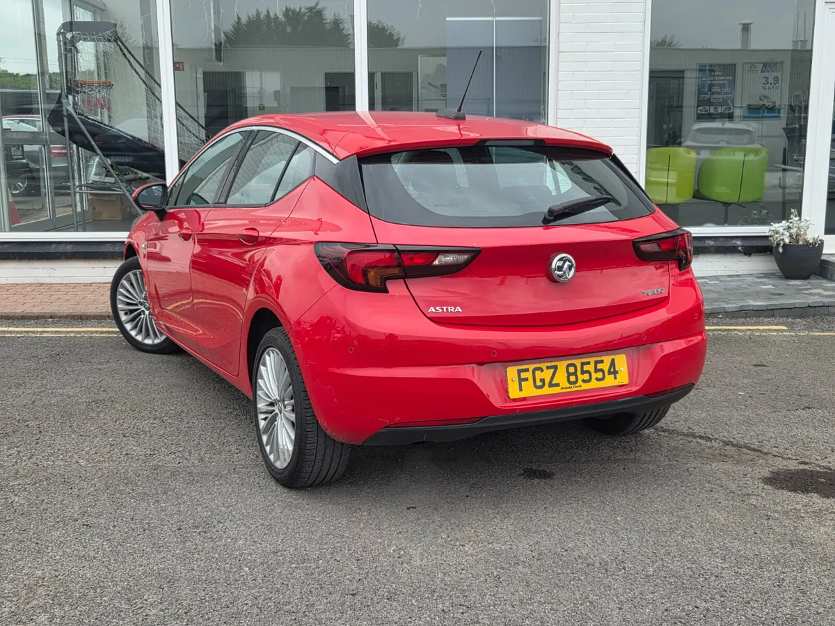 Vauxhall Astra 2017 - Image 2