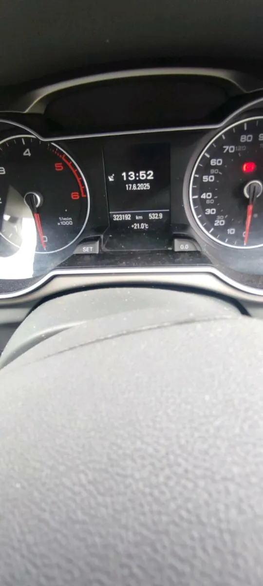 Audi A4 2014 - Image 2