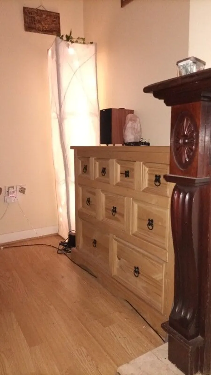 chest of drawers solid pine wood - Image 2