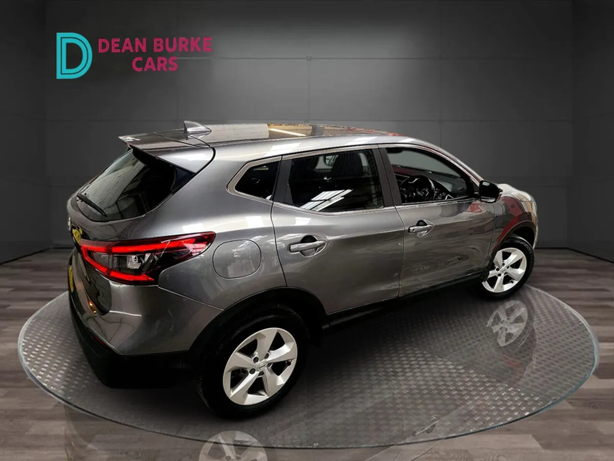 Nissan Qashqai Low Millage - Image 4