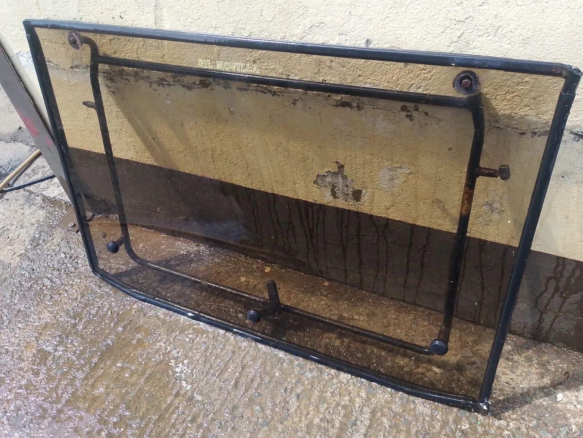 Rear & Side Windows for SAME/Lambo cabs - Image 2