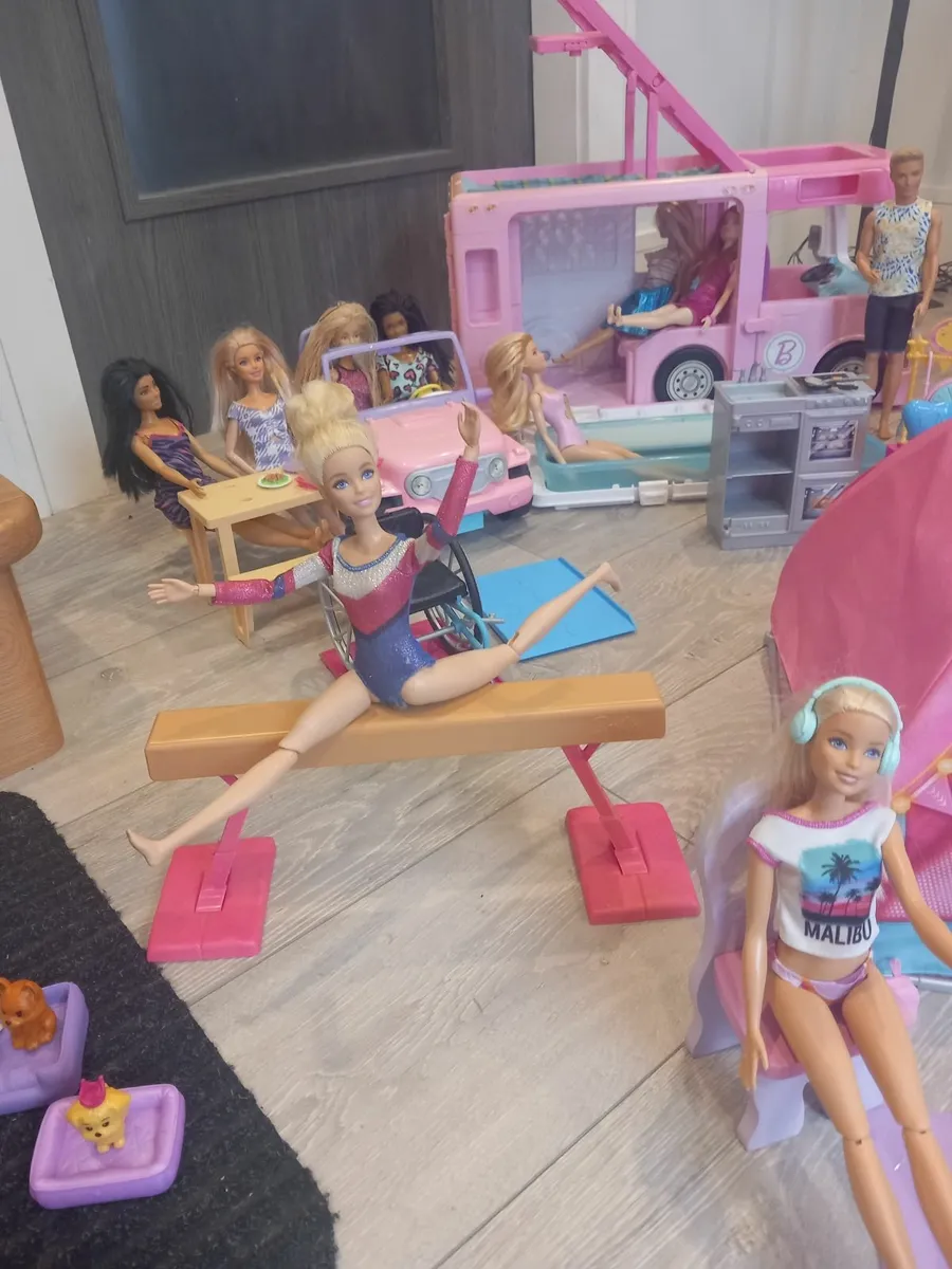 Barbie bundle - Image 1