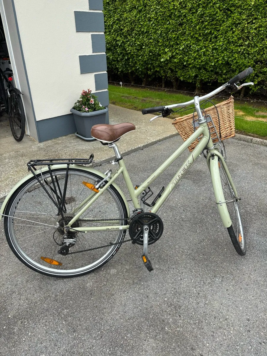 Ladies €270 - Image 2
