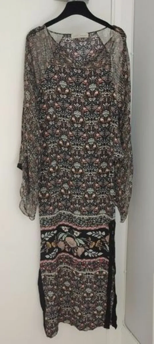 Silk dress - Image 1