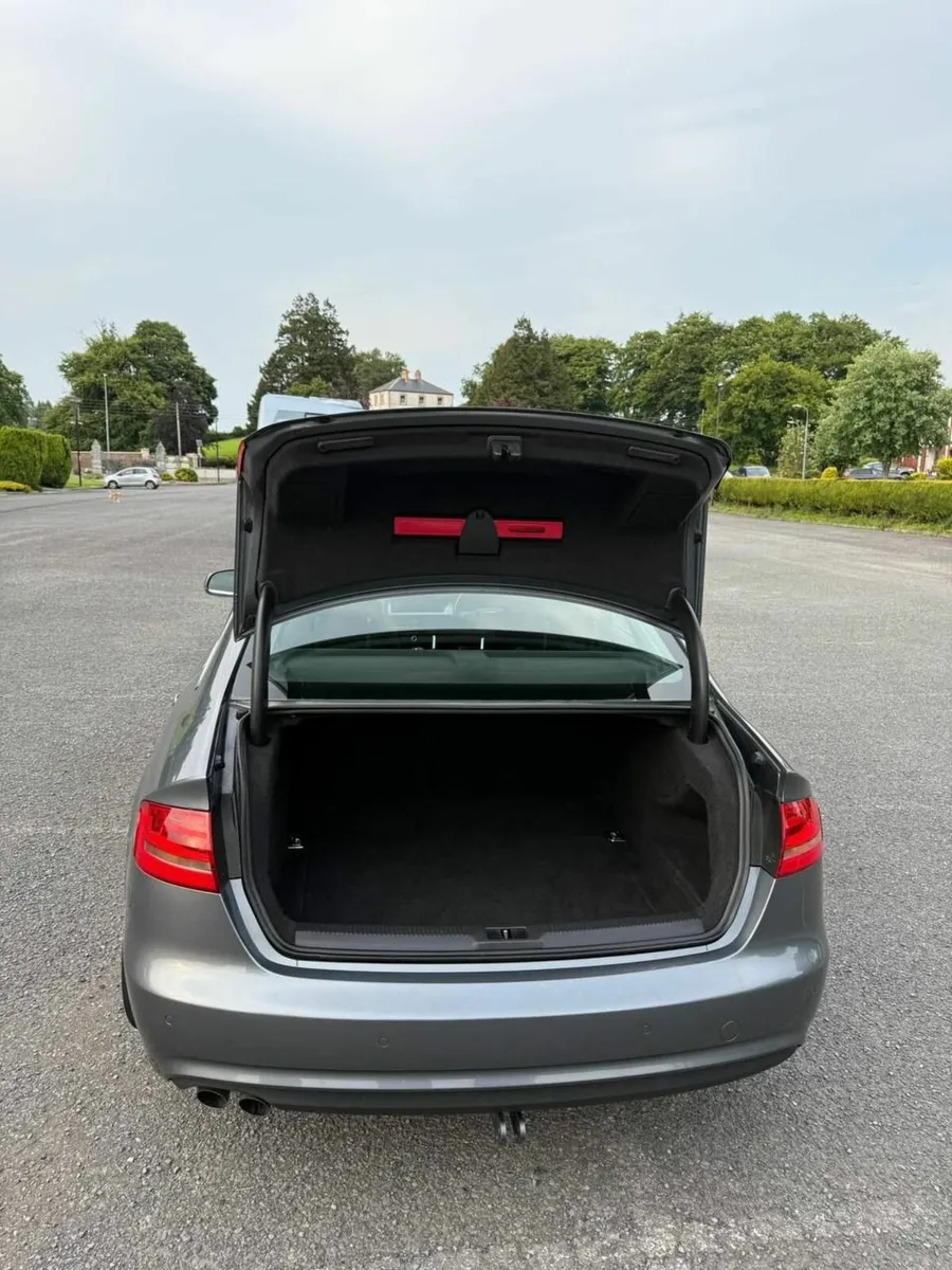 Audi A4 2012 - Image 4
