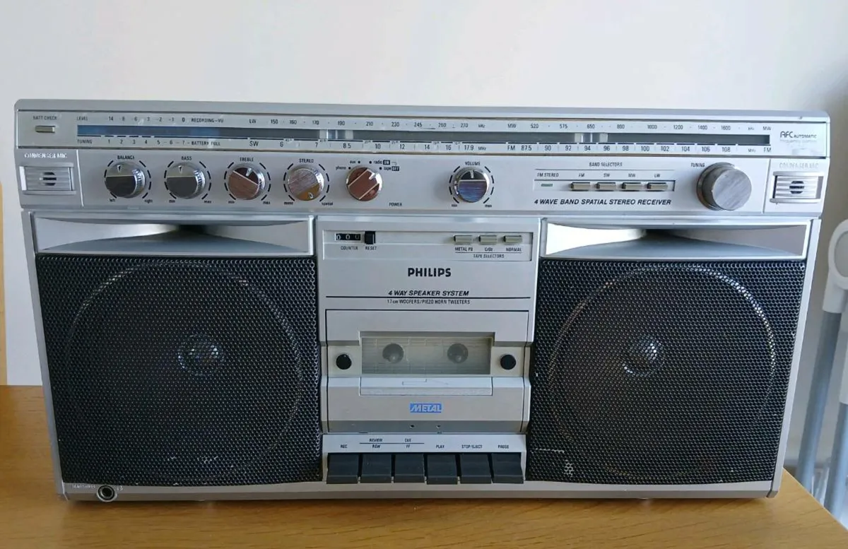 Philips D8514 Boombox - Image 1