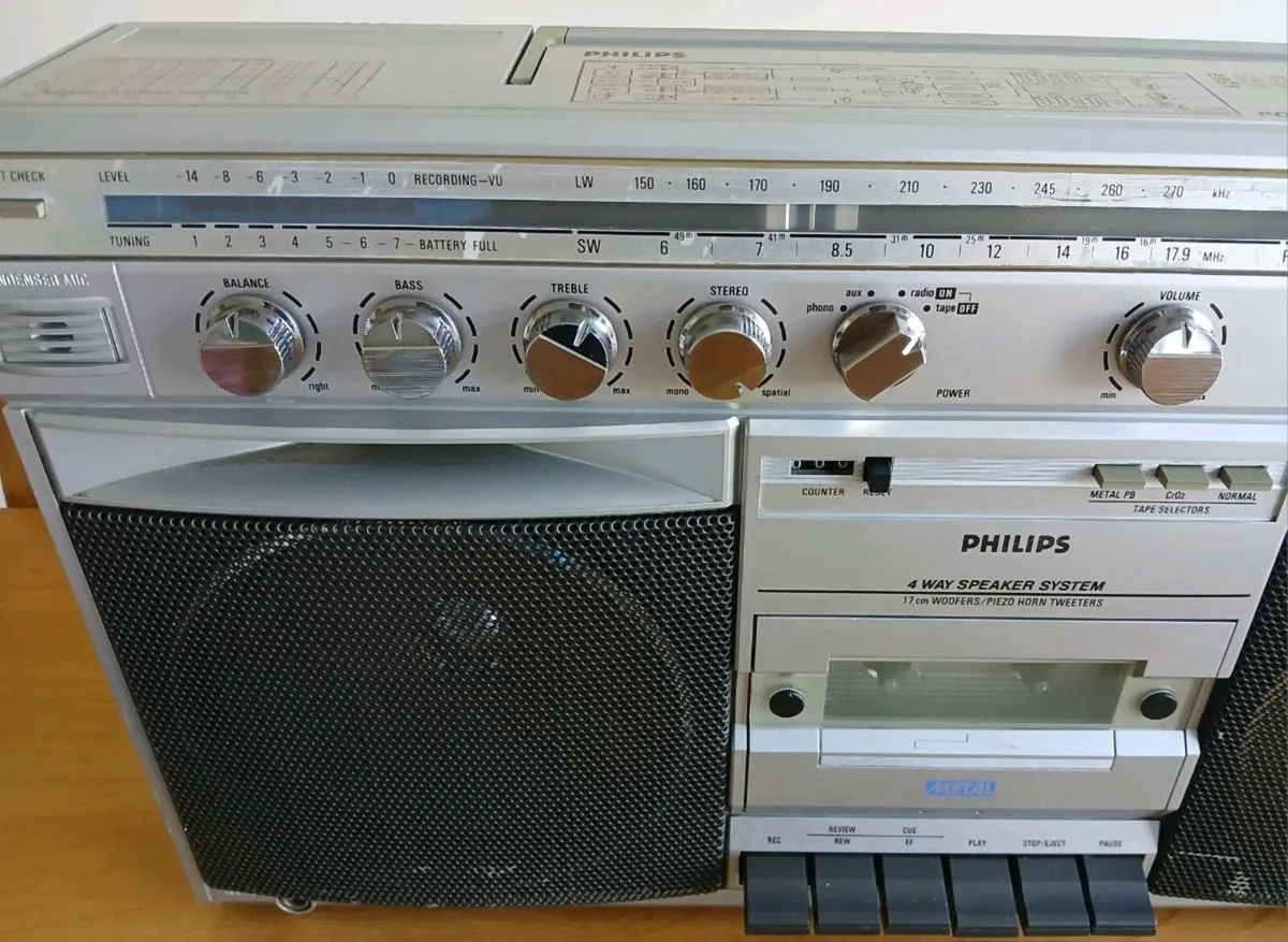 Philips D8514 Boombox - Image 2